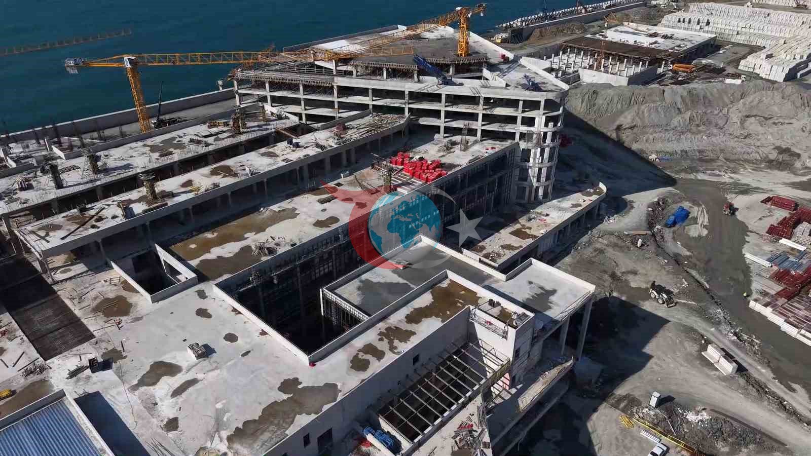 Dev sağlık tesisi hız kesmeden devam ediyor