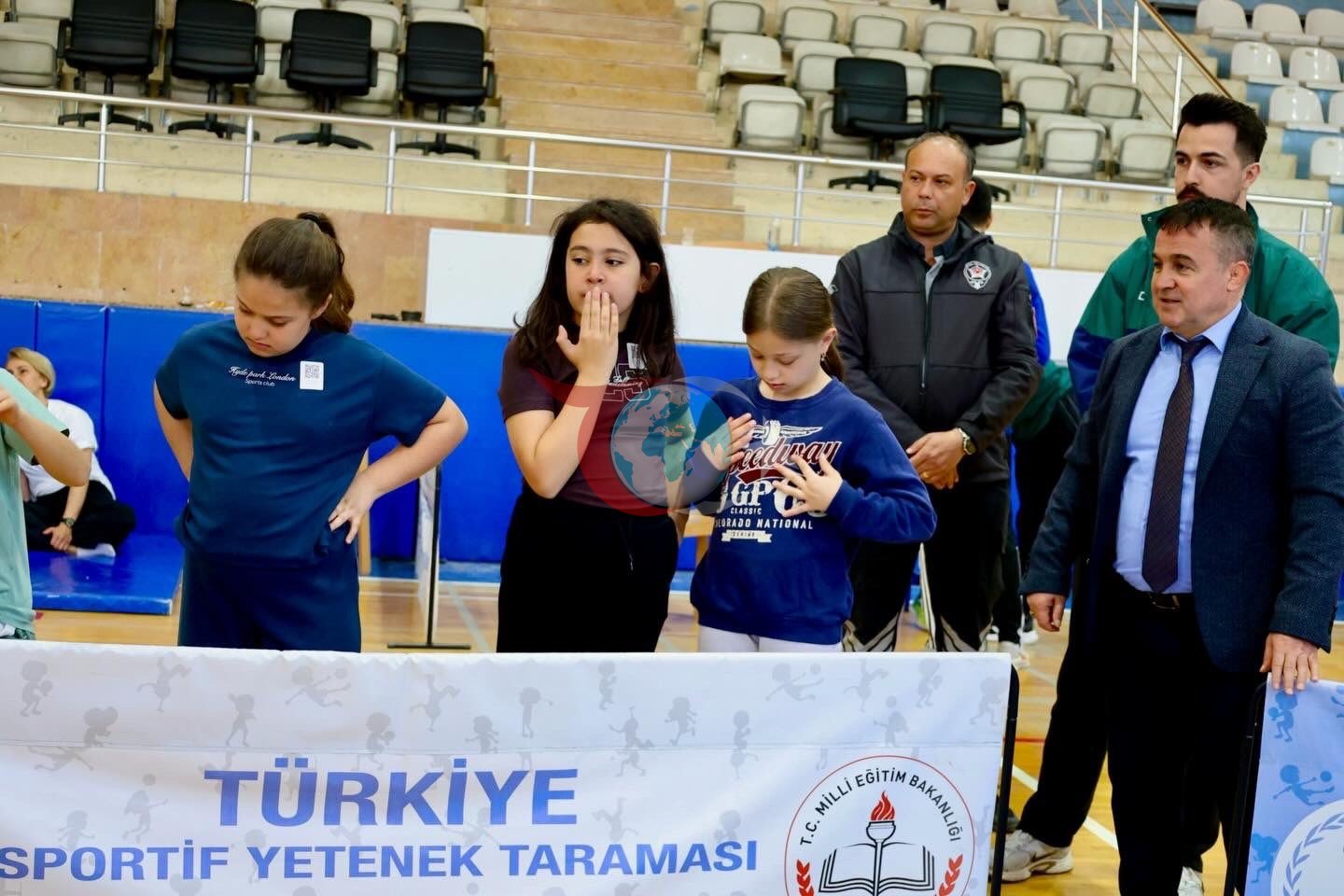 İl Müdürü Demir&rsquo;den sportif yetenek taramasına yerinde takip