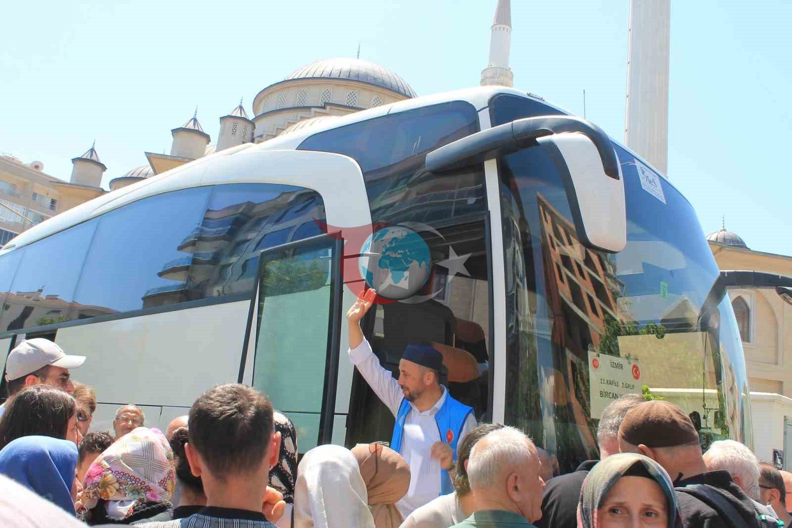 Aydın’da hacı adayları dualarla uğurlandı
