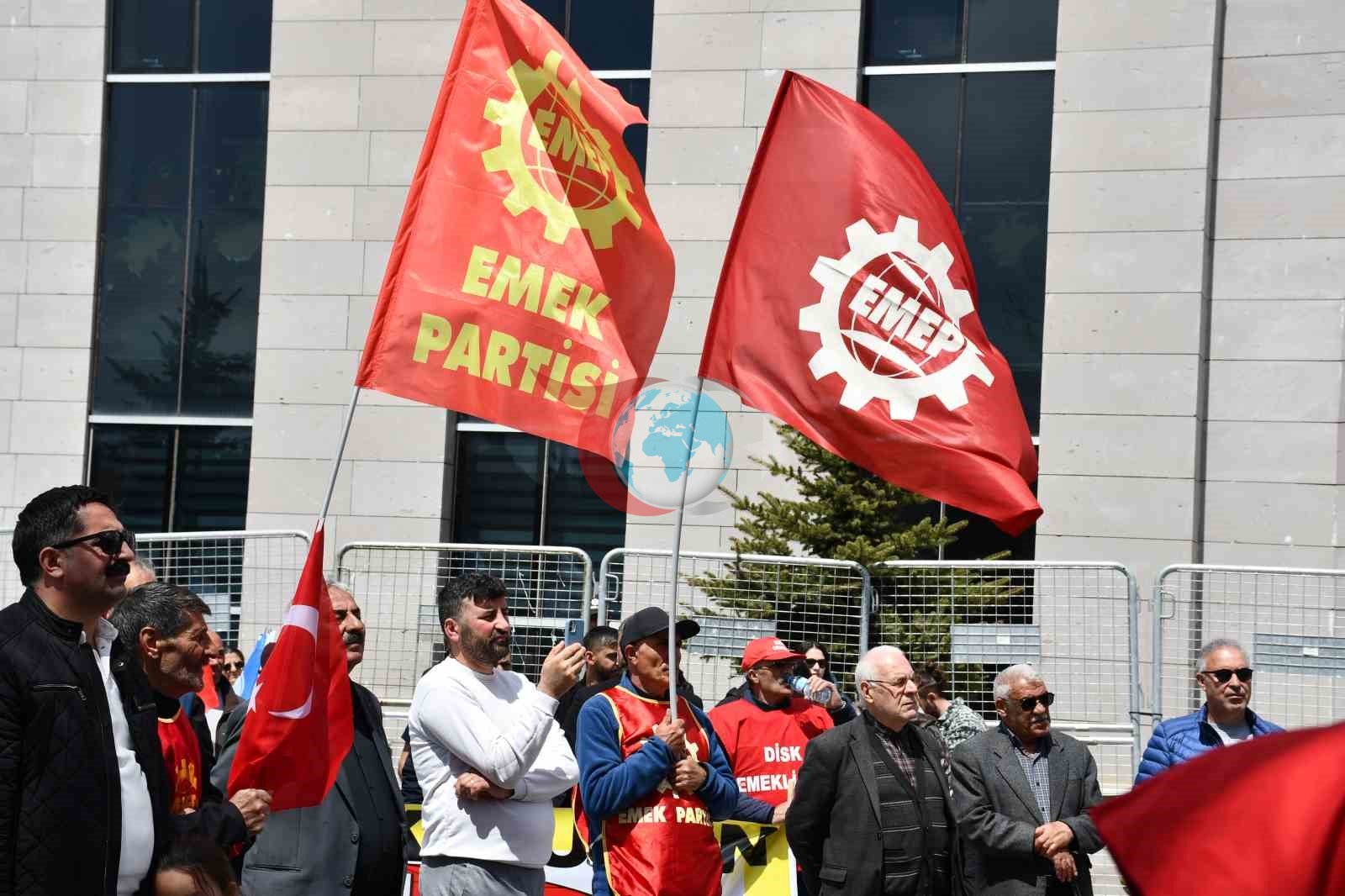 Ardahan’da 1 Mayıs Emek ve Dayanışma Günü halaylarla kutlandı
