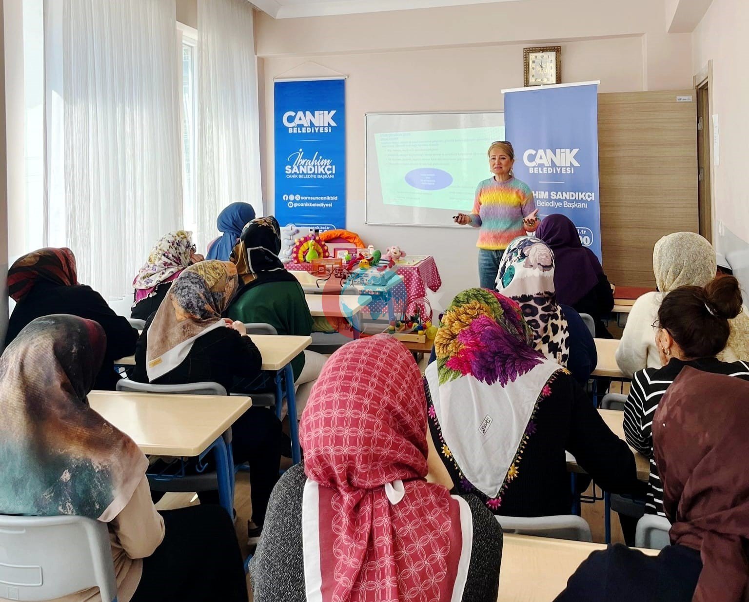 Canik Belediyesi Kadınlar için Eğitici Seminerler Düzenliyor