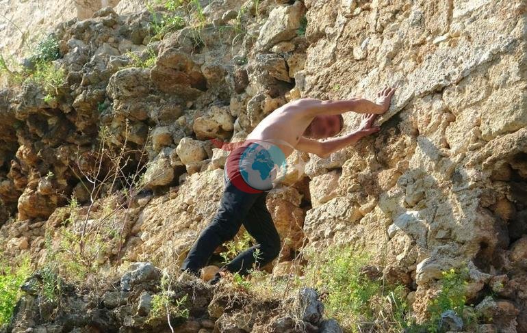 Yer: Antalya İntihar etmek için çıktığı surlarda çorbayla ikna edildi