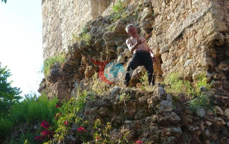 Yer: Antalya İntihar etmek için çıktığı surlarda çorbayla ikna edildi