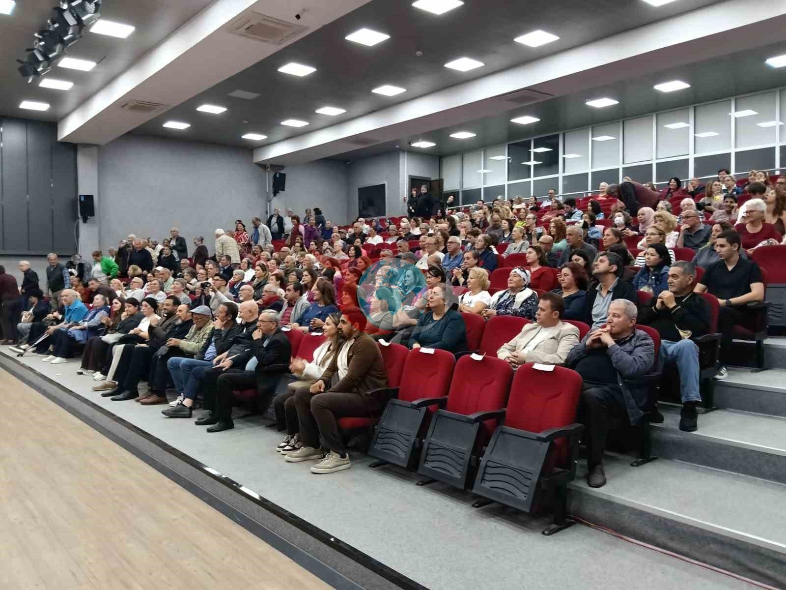 Gömeç'te Baharın Gelişi Coşkuyla Kutlandı