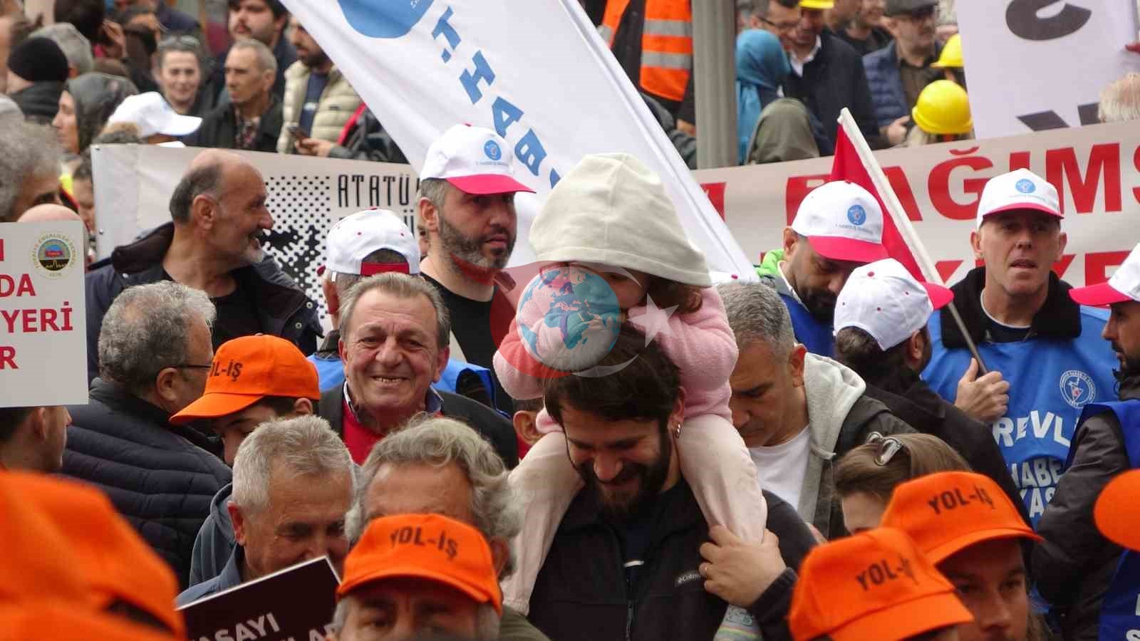 Trabzon&rsquo;da 1 Mayıs İşçi Bayramı coşkusu