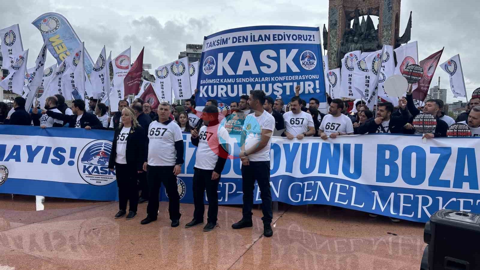 HEP-SEN 1 Mayıs&rsquo;ı Taksim&rsquo;de kutladı