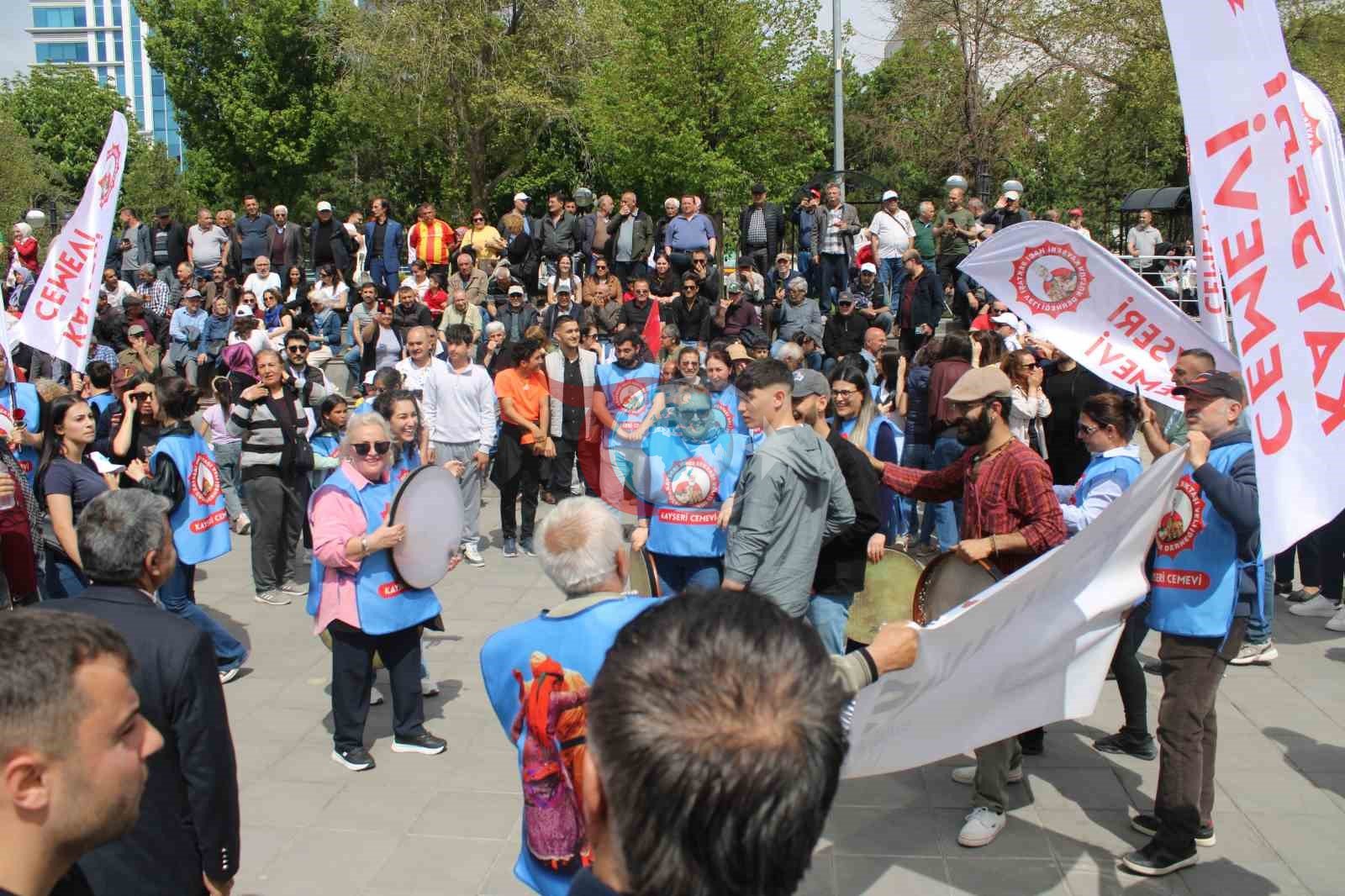 Kayseri'de 1 Mayıs Coşkulu Etkinliklerle Kutlandı