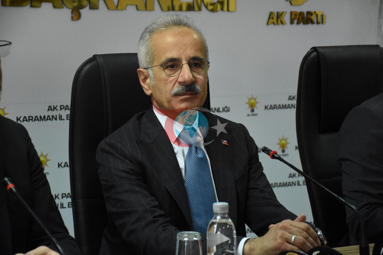 Ulaştırma ve Altyapı Bakanı Abdulkadir Uraloğlu