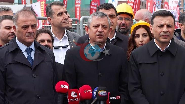 Özgür Özel 1 Mayıs Kutlamalarında Kadıköy'deydi