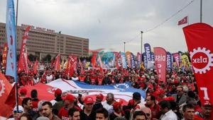 Siyasilerden peş peşe 1 Mayıs mesajları Türkiye Yüzyılı vurgusu