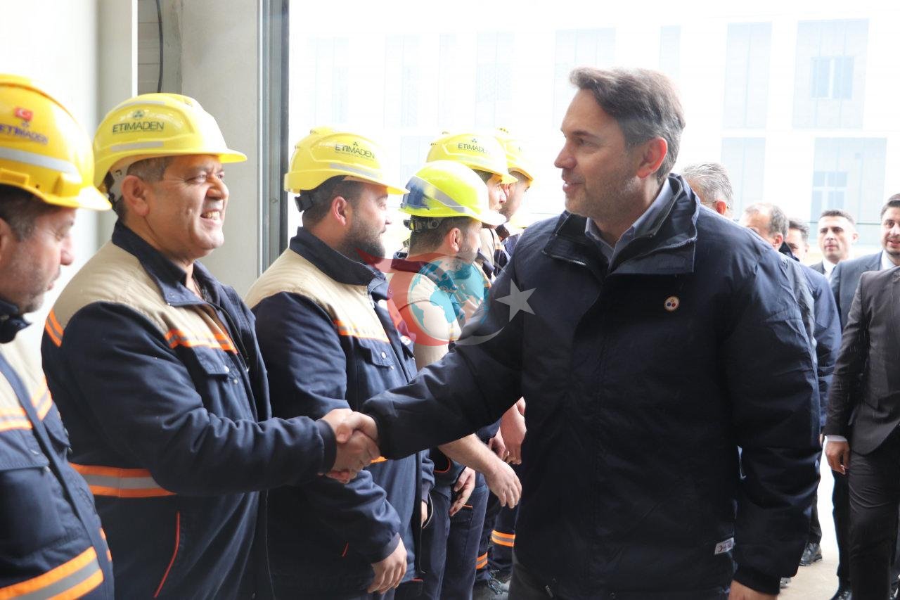 Enerji ve Tabii Kaynaklar Bakanı Alparslan Bayraktar, 1 Mayıs'ta Eskişehir'i ziyaret ederek toplam 500 milyon dolar değerinde üç yeni tesisin müjdesini verdi. Sadece Penta 6 tesisi ile bölgede 300 kişiye yeni istihdam kapısı açılacak.