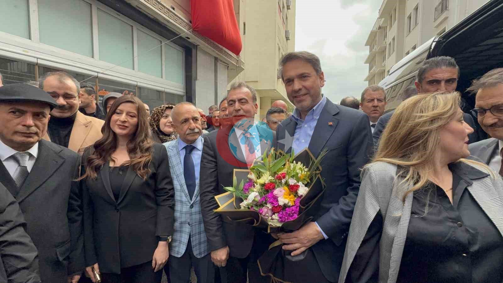 Bakan Bayraktar'dan Eskişehir MHP İl Başkanlığı'na Önemli Ziyaret