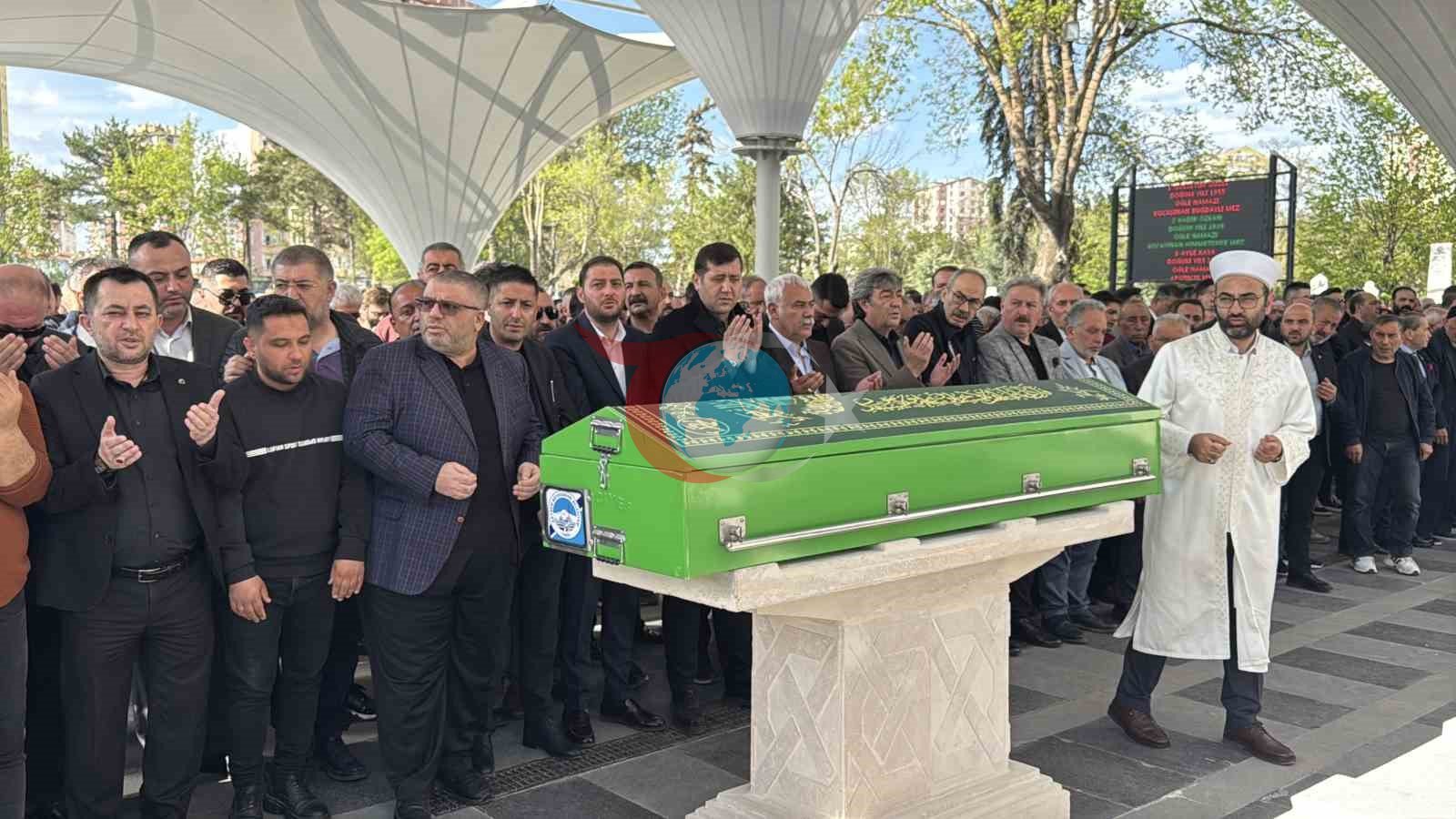MHP'nin Kayseri'deki Önemli İsmi Son Yolculuğuna Uğurlandı