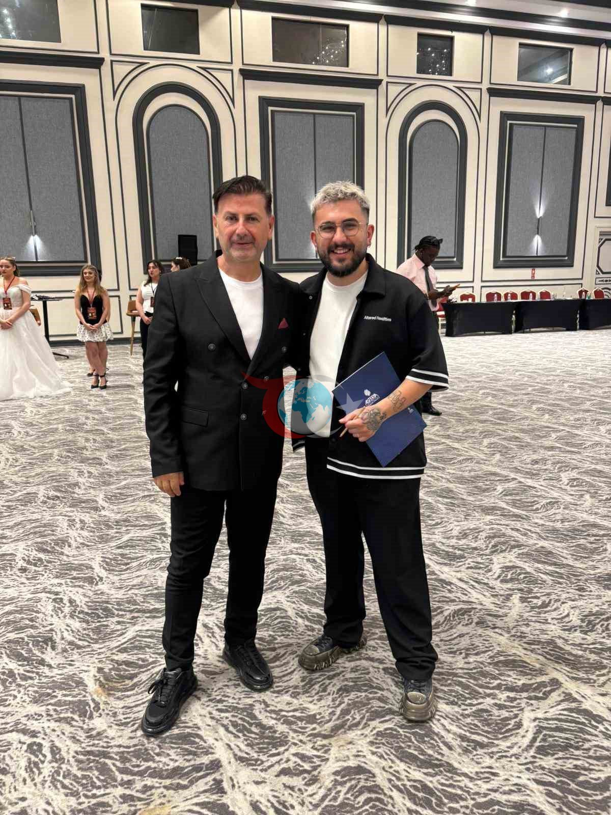 Akhisarlı berberler dünya sahnesinde jüri koltuğunda