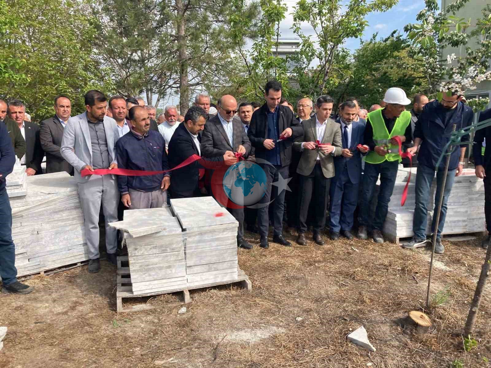 Dazkırı’da cami temeli atılıp, hacı adayları bilgilendirildi