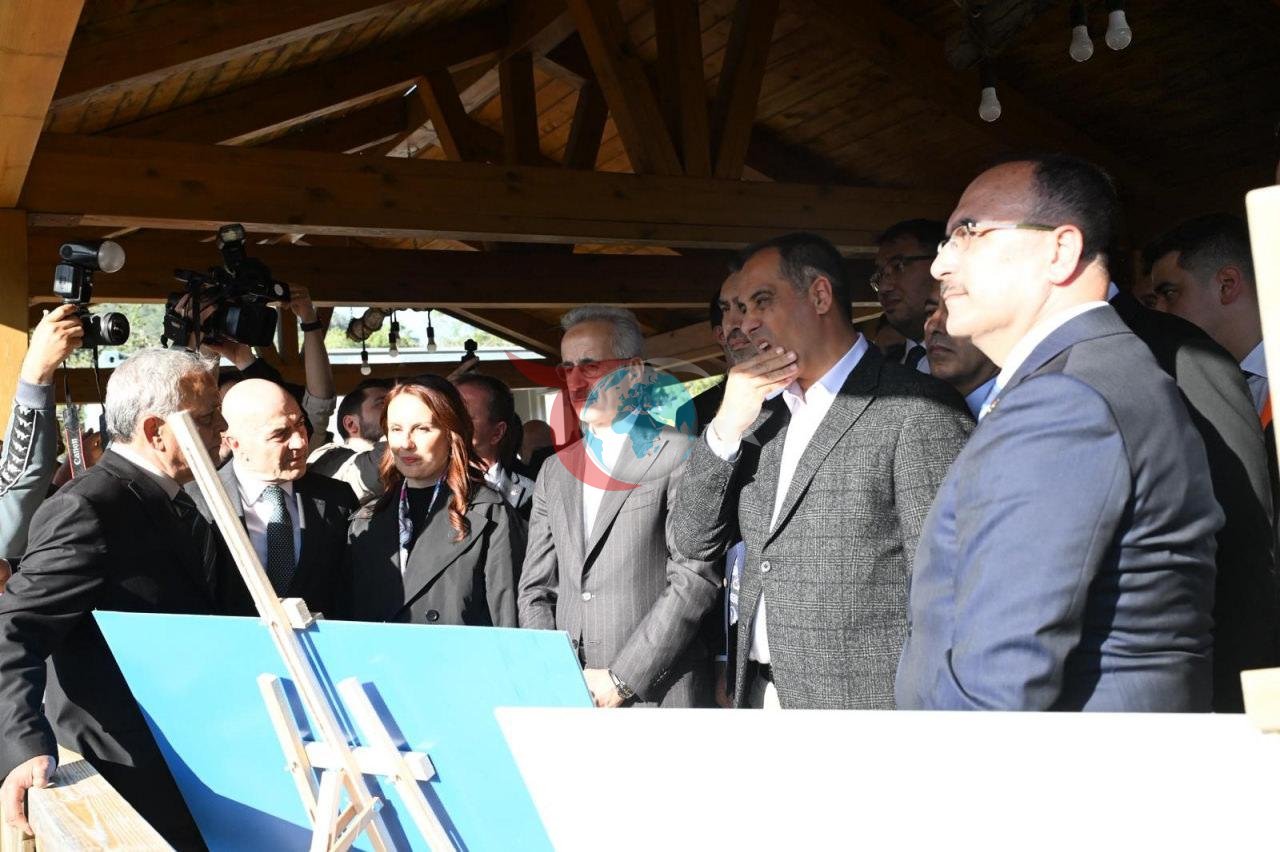 Süre 35 dakika kısalıyor! Bakan Uraloğlu 'büyük tasarrufu' rakamla açıkladı