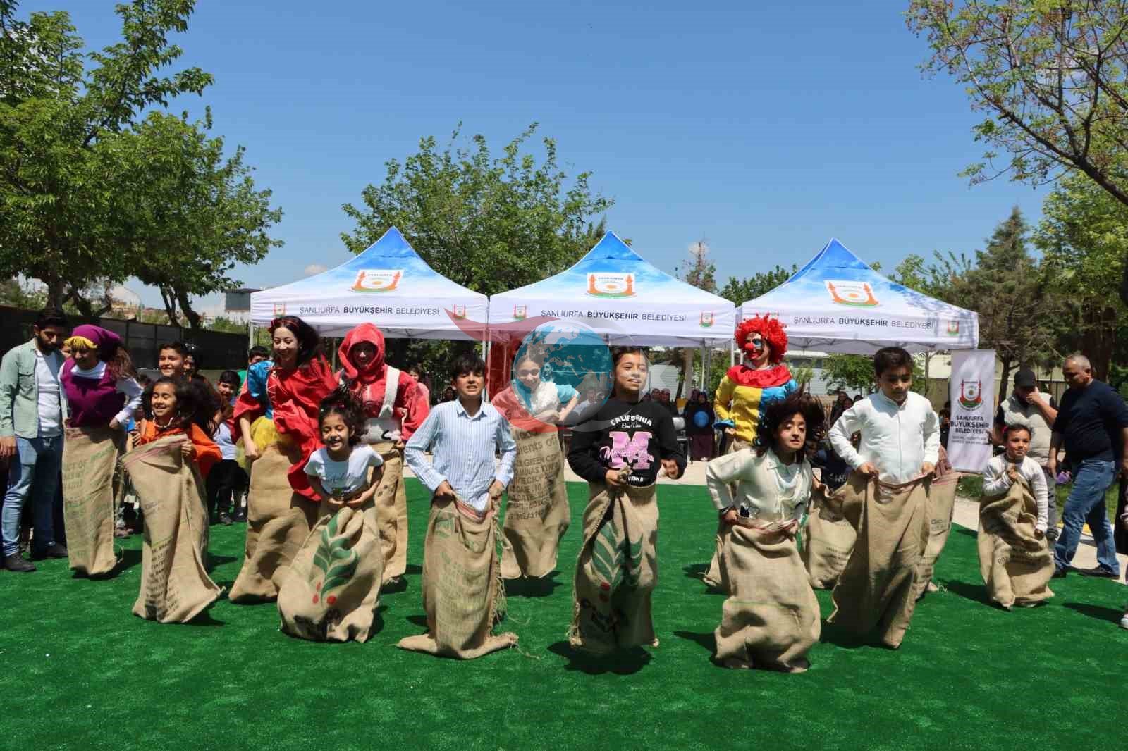 Şanlıurfa'da Çocuk Şenliği Coşkulu Anlara Sahne Oldu
