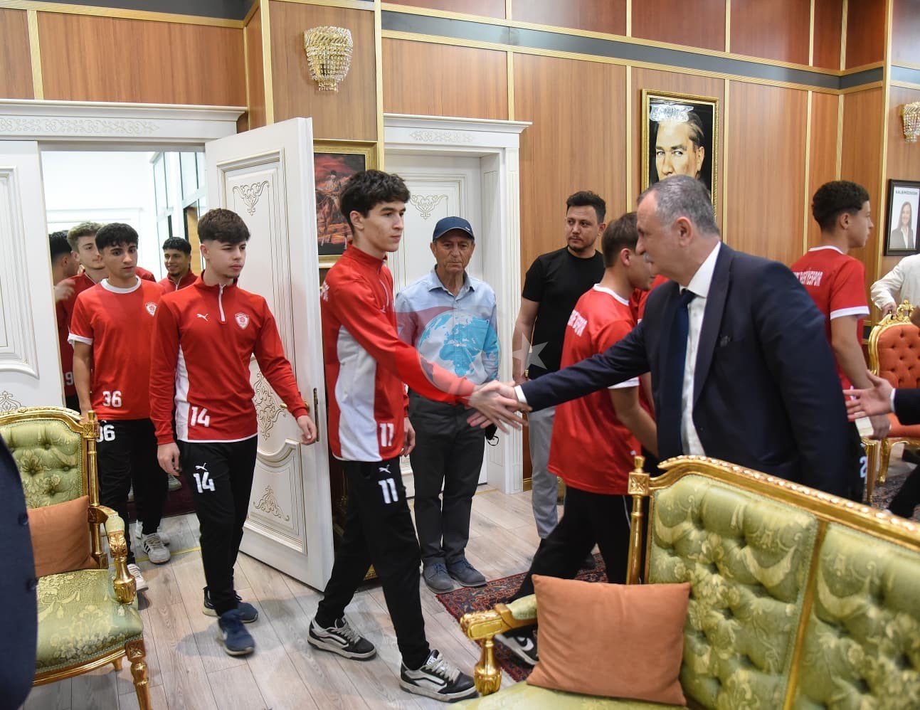 Genç kramponlara Başkan Balaban’dan destek
