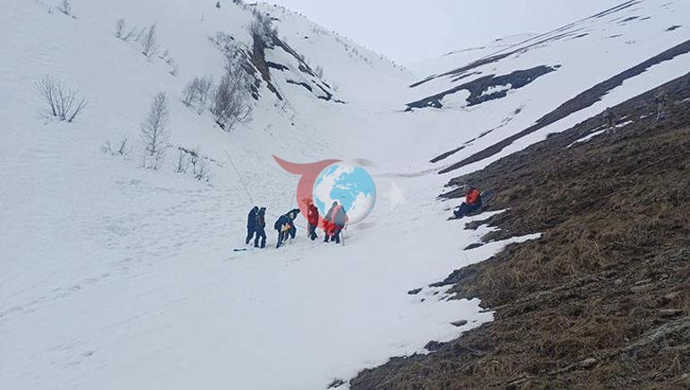 Artvinde çığ kabusu Kayıp çoban Bülent Gezer için ekipler yeniden sahada
