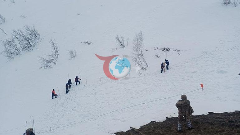Artvinde çığ kabusu Kayıp çoban Bülent Gezer için ekipler yeniden sahada