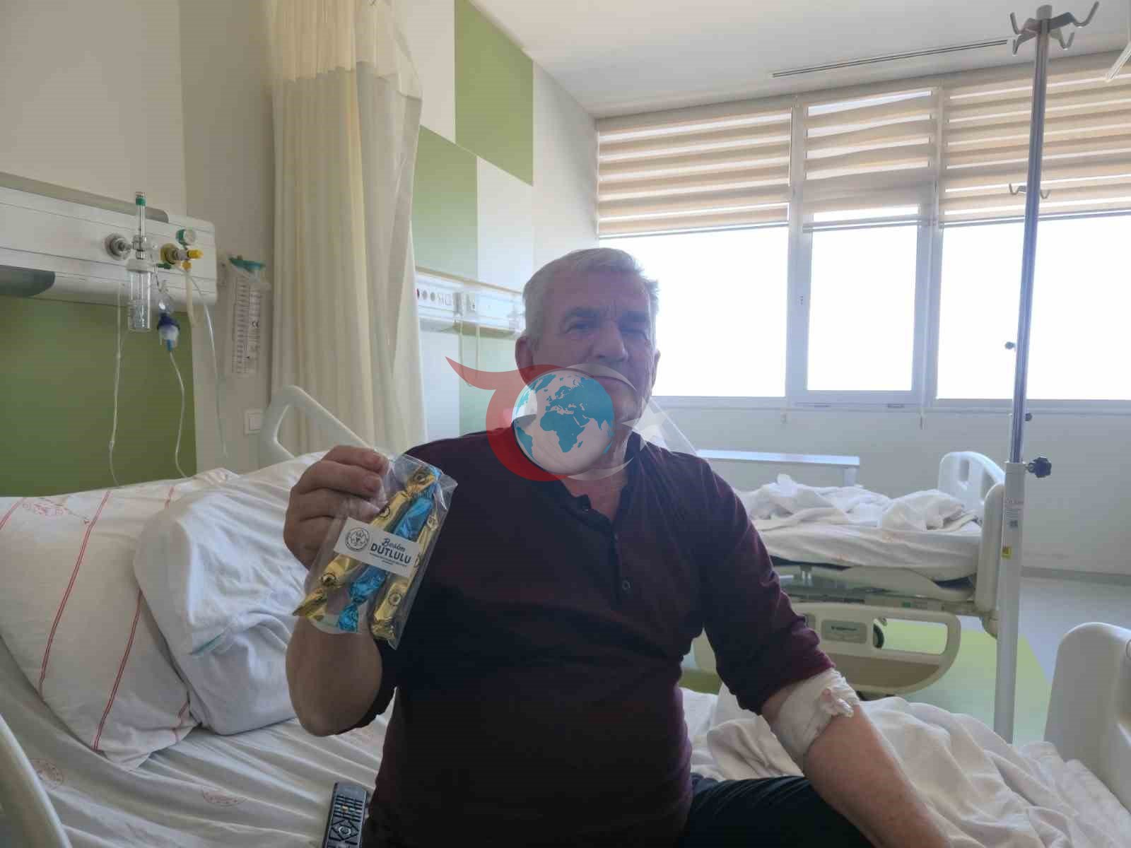 Manisa&rsquo;daki hastalara mesir macunu dağıtıldı