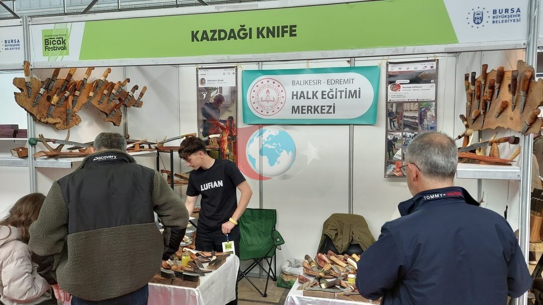 Edremit'in El Yapımı Bıçakları Uluslararası Arenada