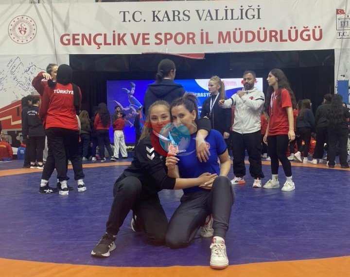 Köyceğizli güreşçi Çomak Türkiye üçüncüsü oldu