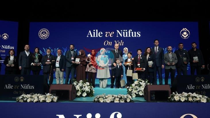 Emine Erdoğan'dan 'Aile ve Nüfus 10 Yılı Vizyon Belgesi'ne Dair Paylaşım