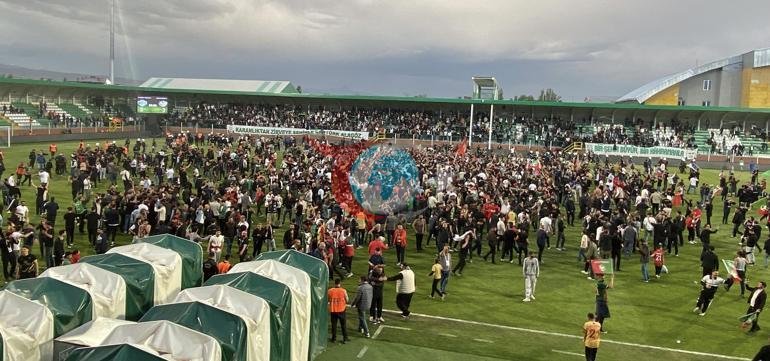 Amed Sportif Faaliyetler taraftarlarından Iğdır’da Süper Lig kutlaması
