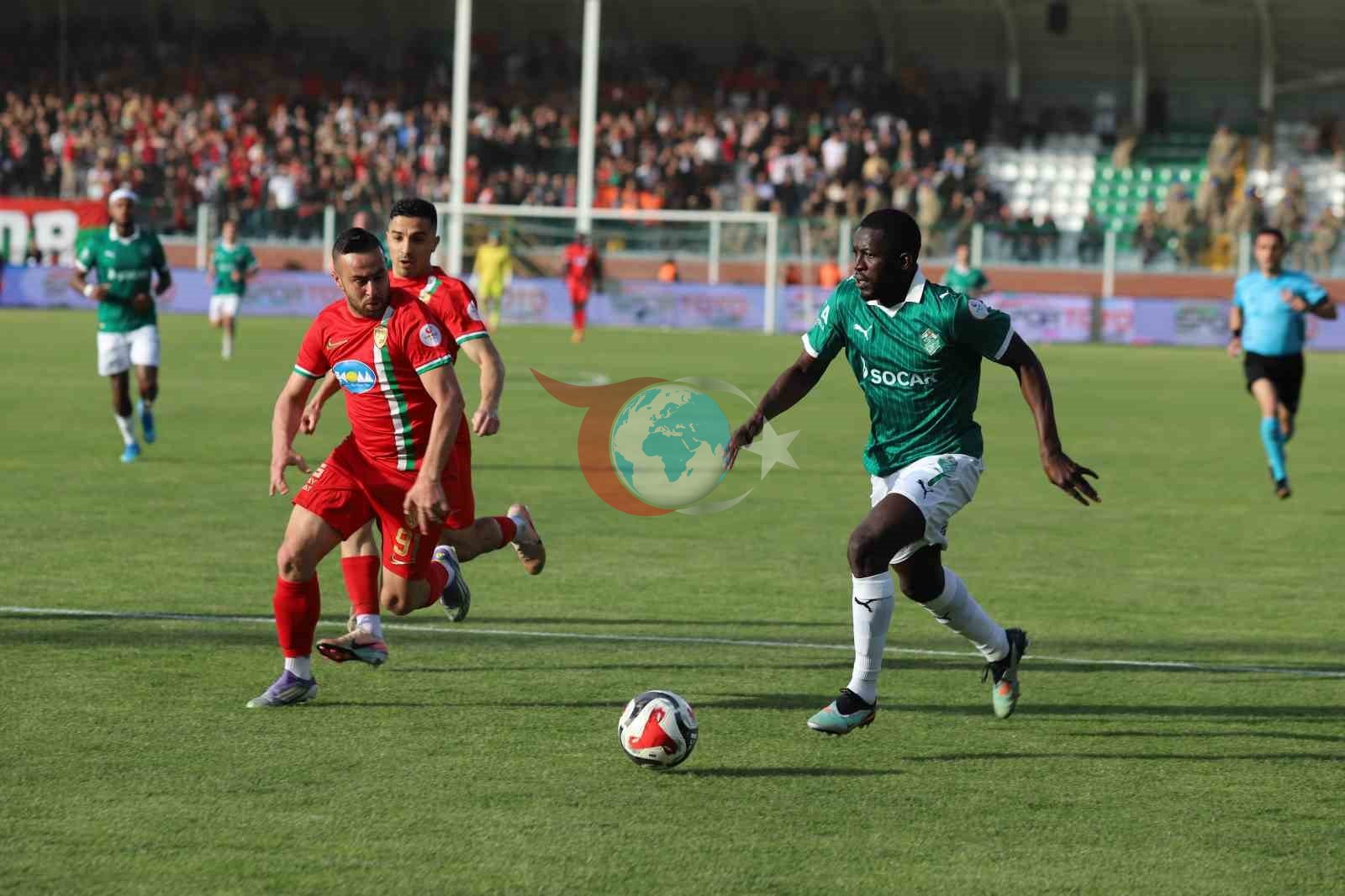 Trendyol 1. Lig'de Gol Yağmuru: Iğdır FK ve Amed Sportif Faaliyetler 3-3 Berabere