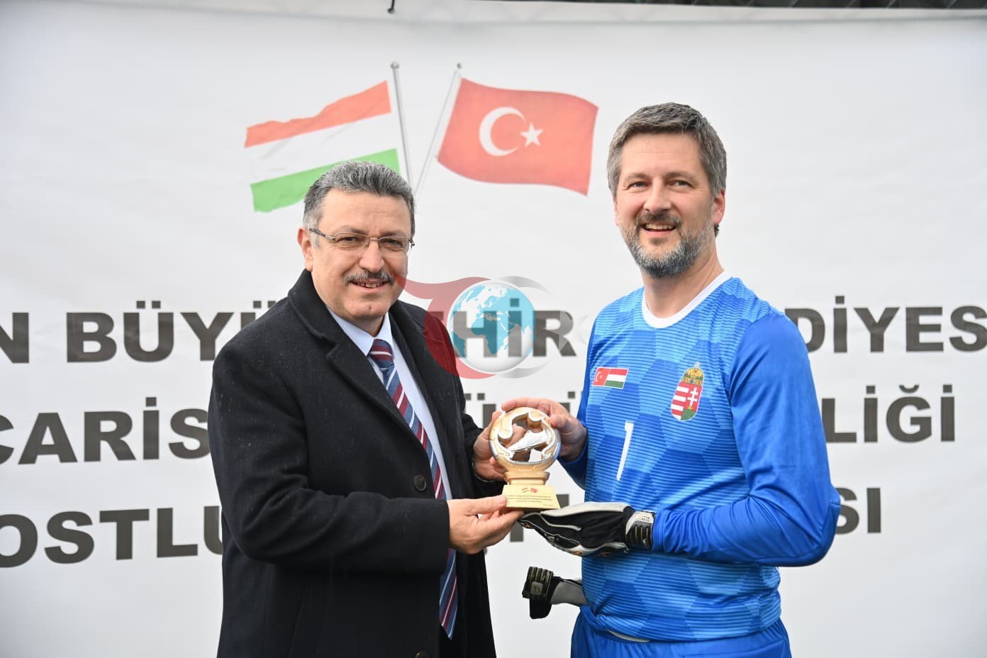 Türkiye ile Macaristan maçında dostluk kazandı