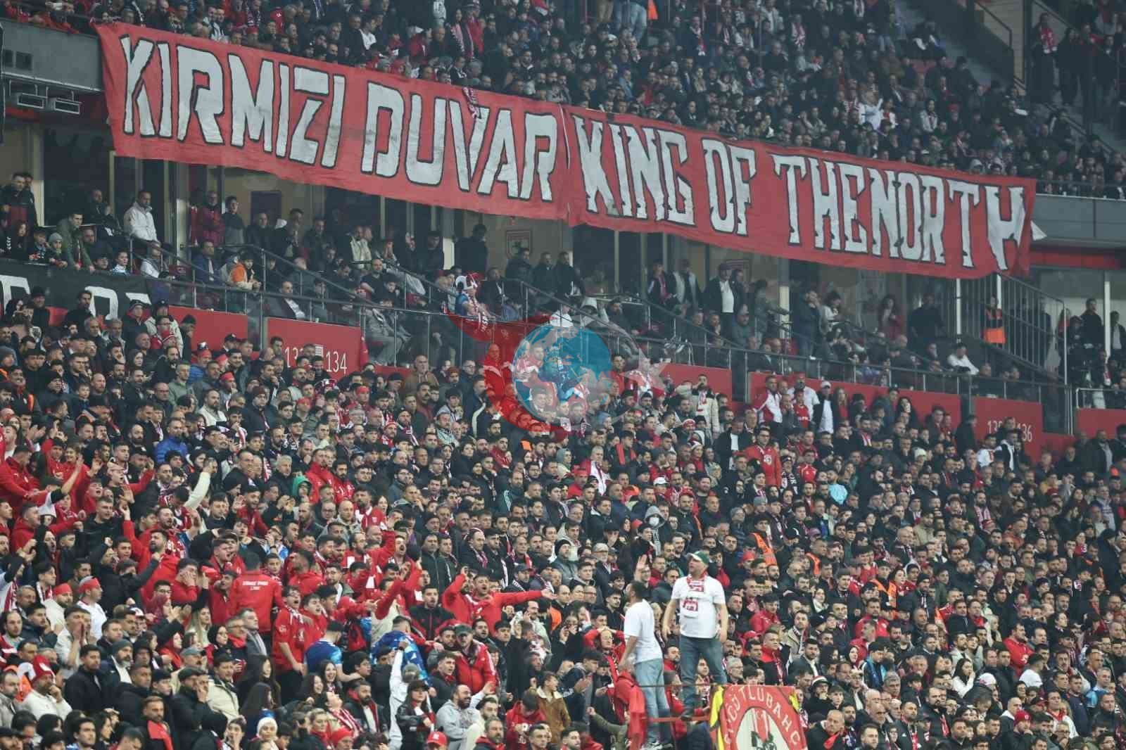 Trendyol Süper Lig: Samsunspor: 1 - Galatasaray: 1 (İlk yarı)