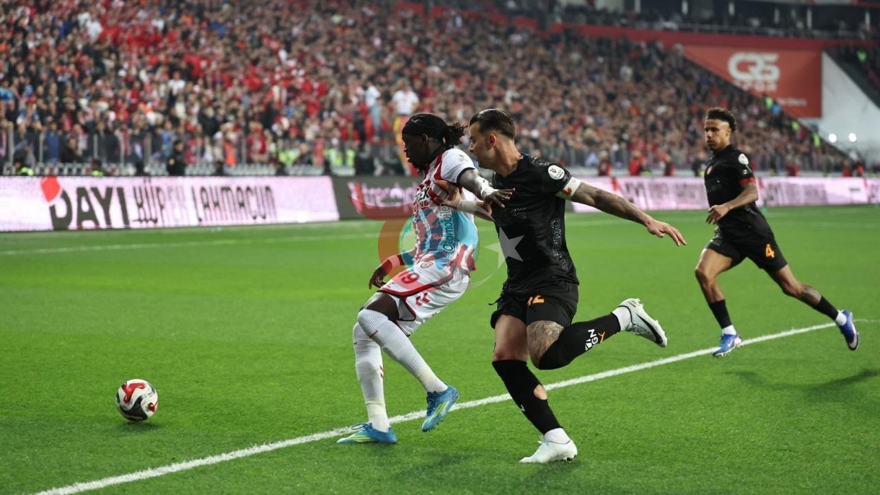 Galatasaray Samsunspor'a Karşı Farklı Yenildi