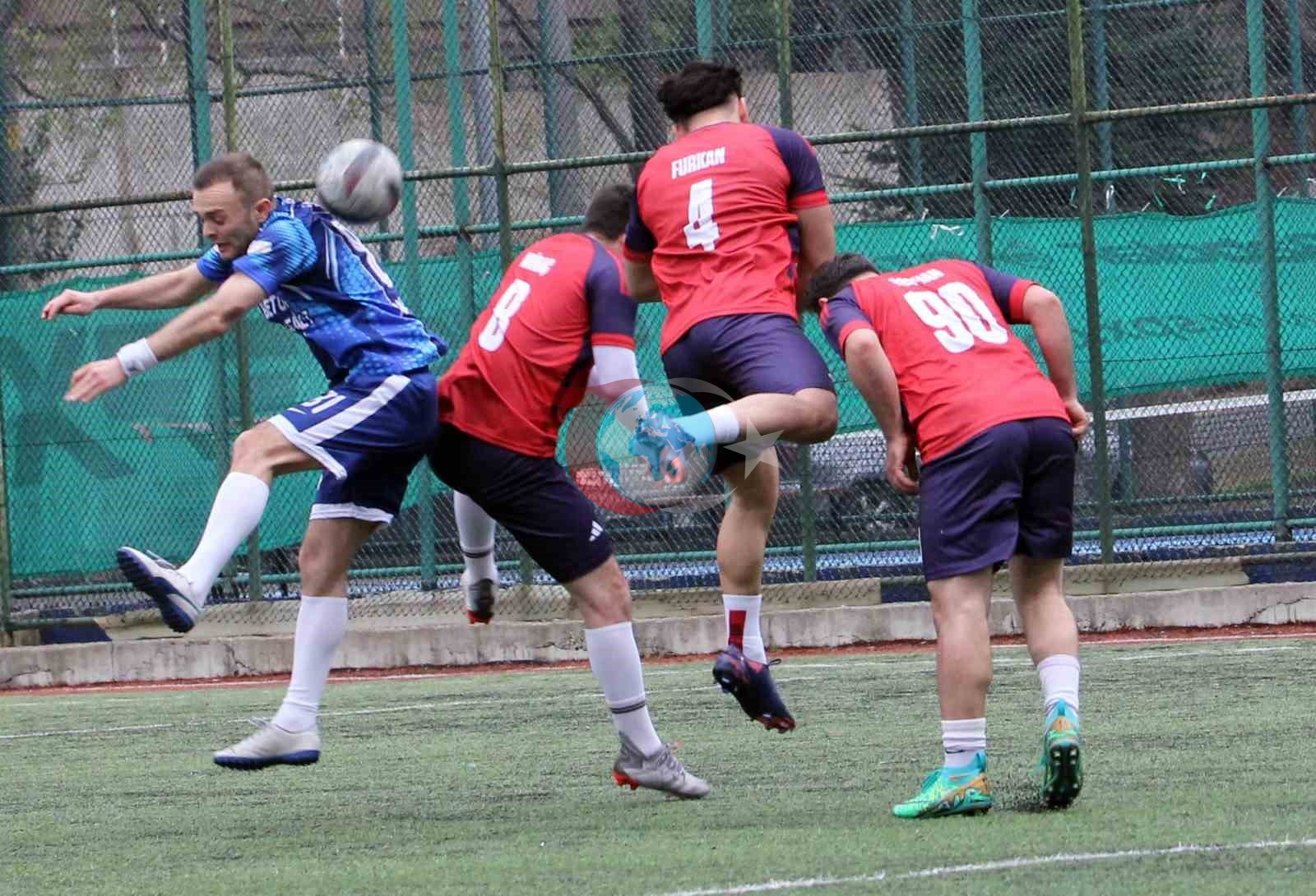 Zonguldak Adliyesinde futbol turnuvası finalistleri belli oldu