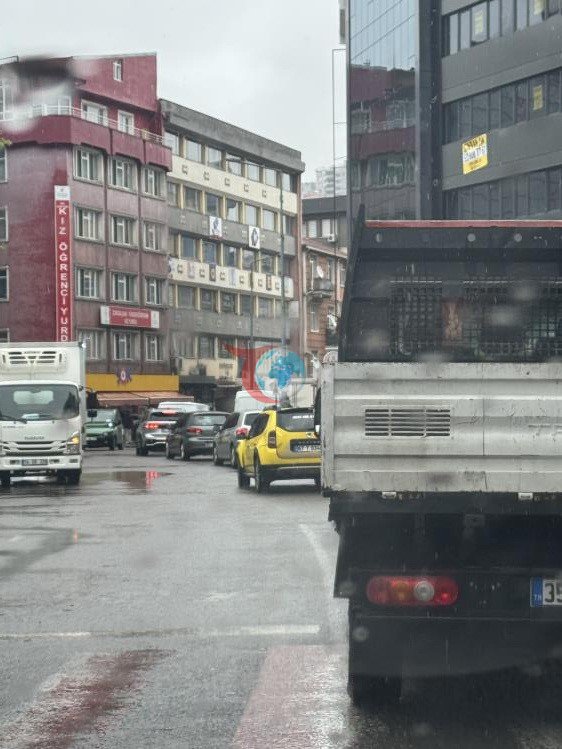 Zonguldak'ta Trafik Çilesi: Araç Kuyrukları Uzadı
