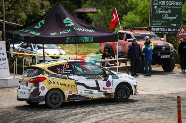 Türkiyenin ilk engelli kadın ralli pilotundan Bodrum Rallisi’nde çifte derece