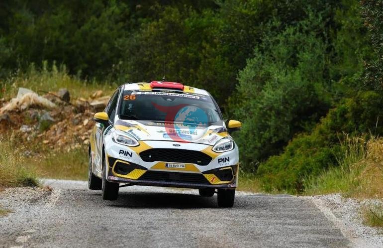 Tรผrkiyenin ilk engelli kadฤฑn ralli pilotundan Bodrum Rallisiโnde รงifte derece