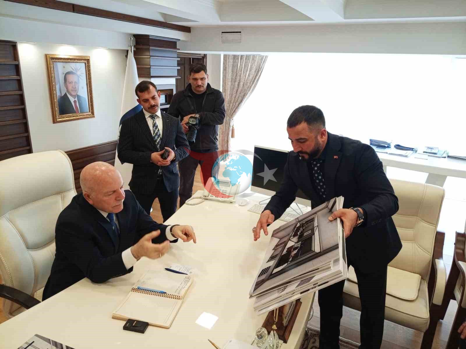Emre Akdoğan, Başkan Sekmen ile Oto Sanayi Esnafını Konuştu