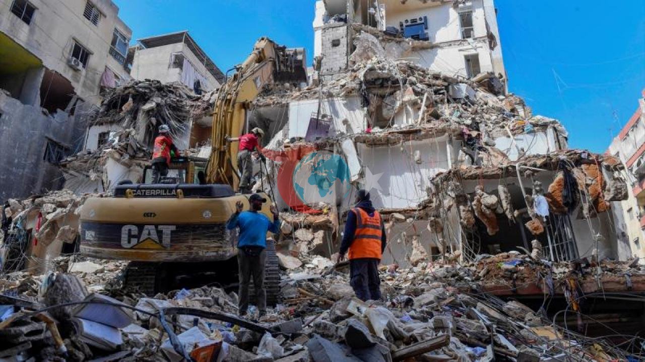 Lübnan'da İsrail Saldırıları: Can Kaybı 2 Bin 696