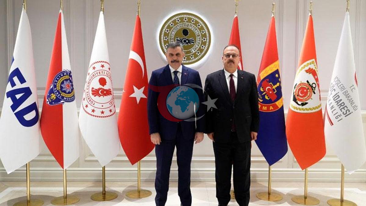 Bakan Çiftçi'den Vali Canbolat'a Kabul