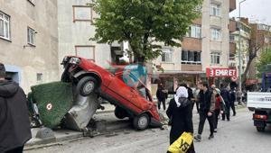 İstanbul Bağcılarda feci kaza Freni boşalan kamyon dehşet saçtı