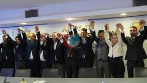 Antalyada siyasi dengeler değişti 5 meclis üyesi AK Parti saflarına katıldı