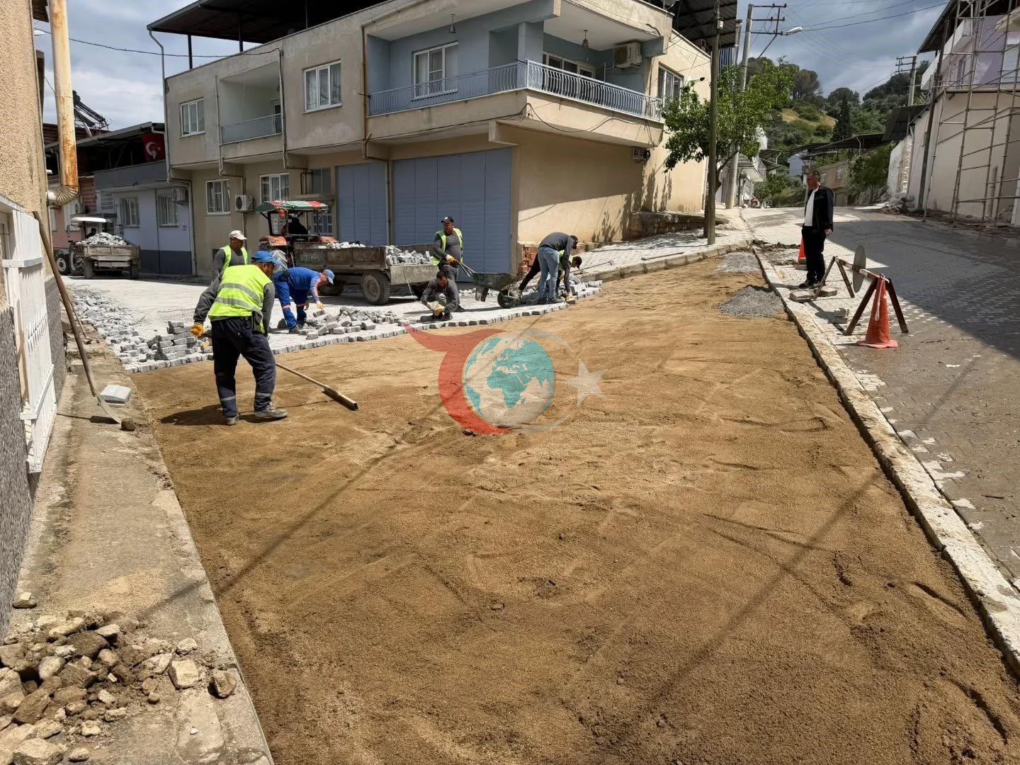 Yenipazarโda yollar yenileniyor