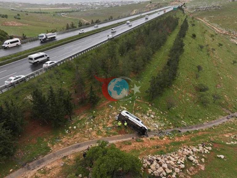 Gaziantepte işçi servisi devrildi: 16 yaralı