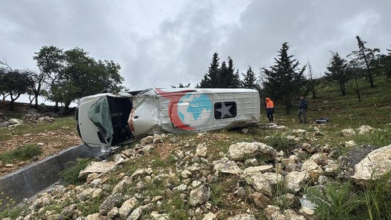 Gaziantepte işçi servisi devrildi: 16 yaralı