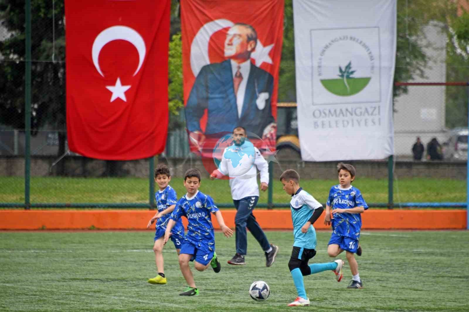 Osmangazi’de çocuklar sahada buluştu