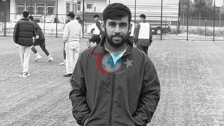 Arızalanan Aracını Kontrol Etmek İsteyen Futbolcuya Otomobil Çarptı: Hayatını Kaybetti