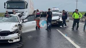 Şanlıurfa Siverekte zincirleme kaza: 2 kişi hayatını kaybetti 2 kişi yaralı