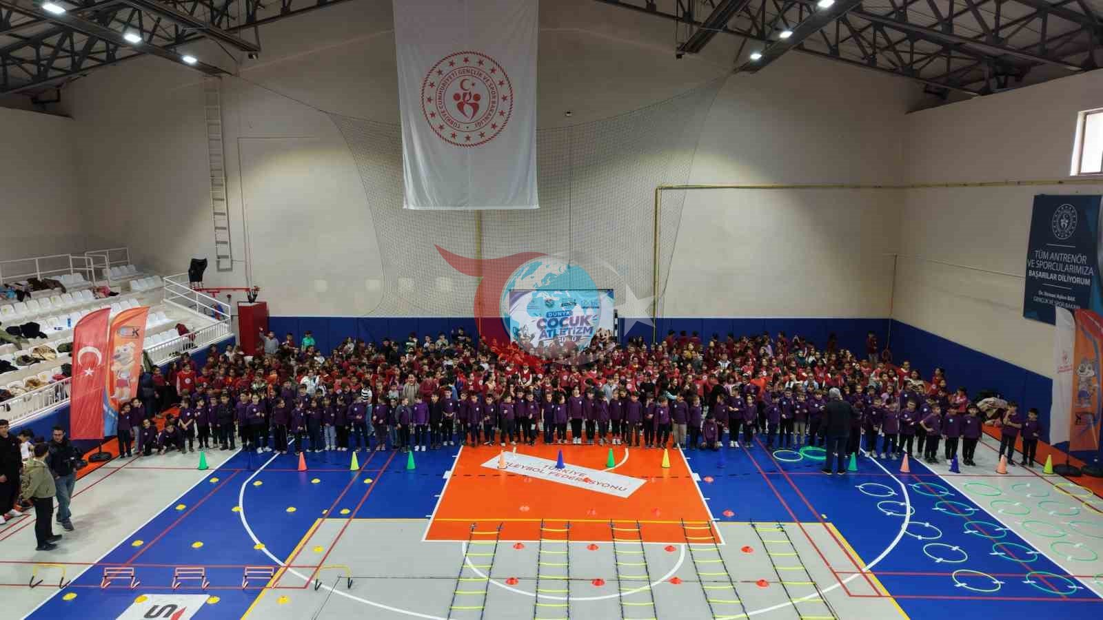 Karaman'da Dünya Çocuk Atletizm Günü Coşku ile Kutlandı