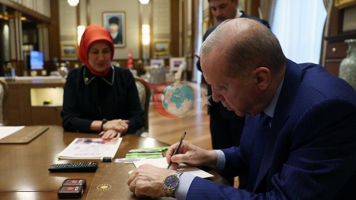 Cumhurbaşkanı Erdoğan'dan Türk Kızılaya Anlamlı Bağış